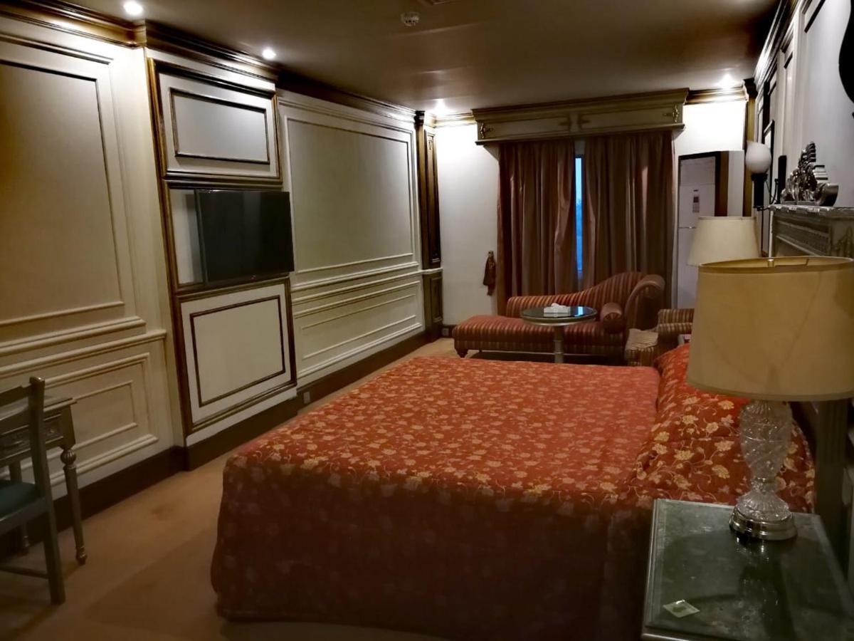 Regency Inn Hotel Lahaur Zewnętrze zdjęcie