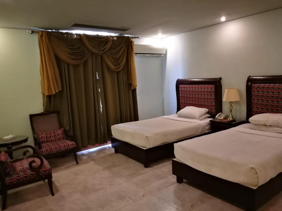 Regency Inn Hotel Lahaur Zewnętrze zdjęcie