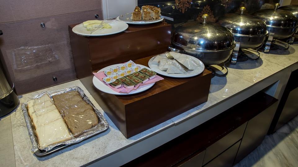 Regency Inn Hotel Lahaur Zewnętrze zdjęcie