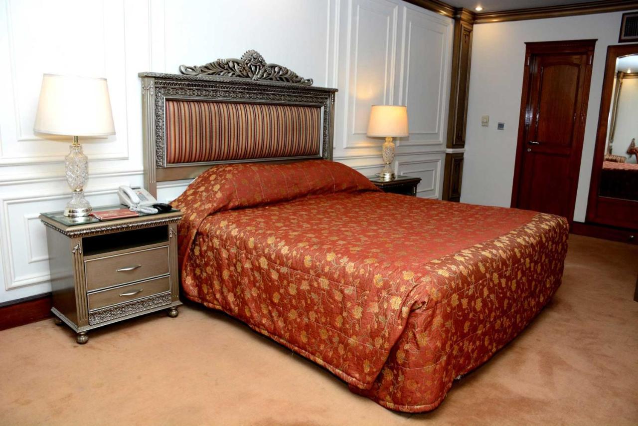 Regency Inn Hotel Lahaur Zewnętrze zdjęcie
