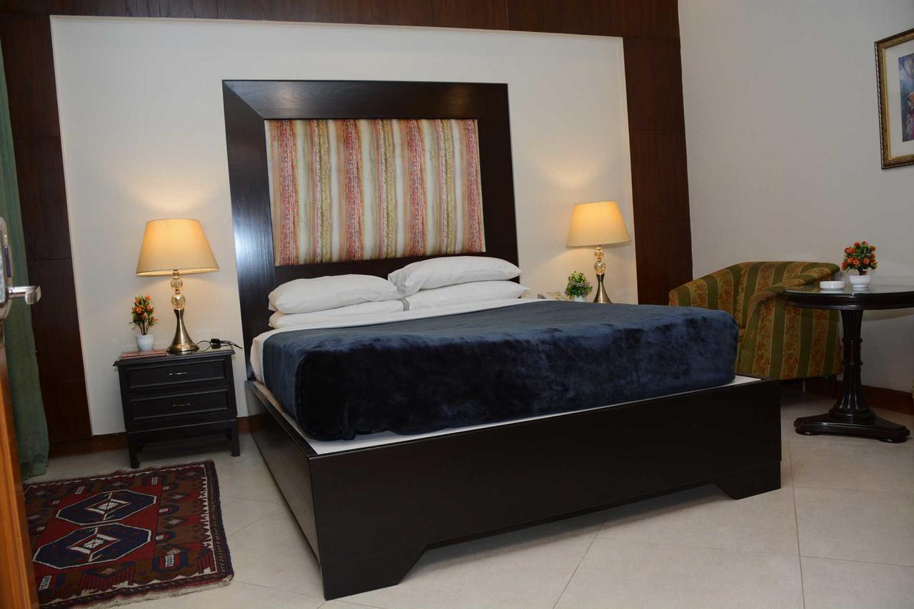 Regency Inn Hotel Lahaur Zewnętrze zdjęcie